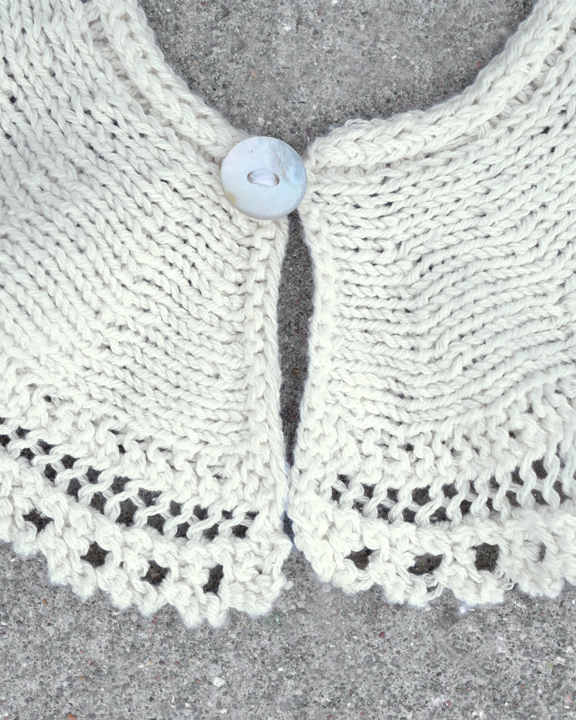 Agnes Collar