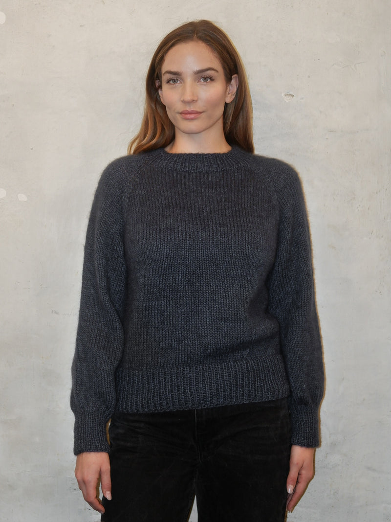 Simple and Simple Sweater