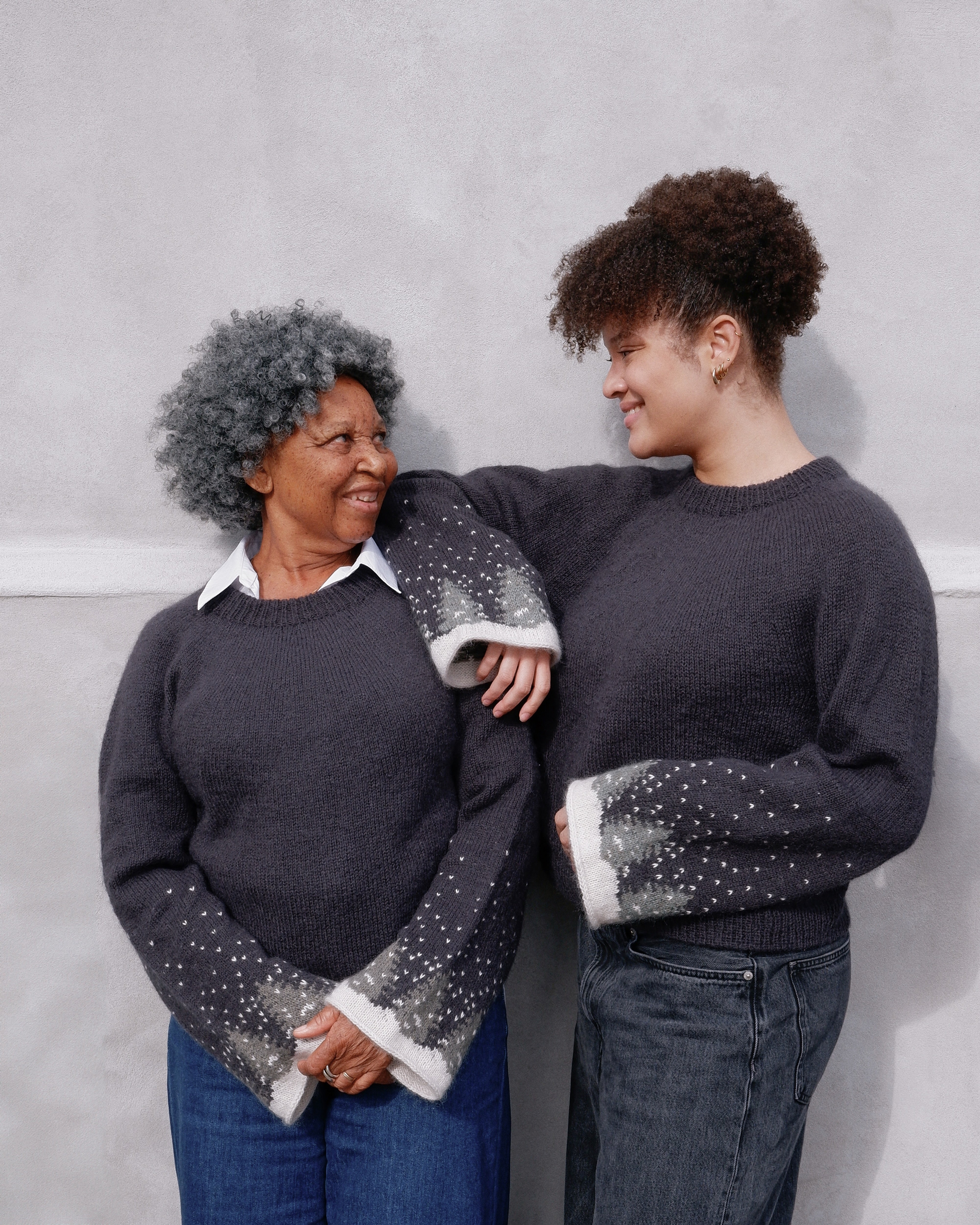 Snow Sweater - Adult