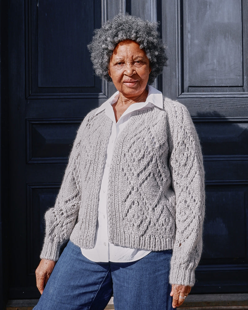 ★残り4着★ frill hand knit cardigan Frilled Knit Cardigan, Ivory – SourceUnknown