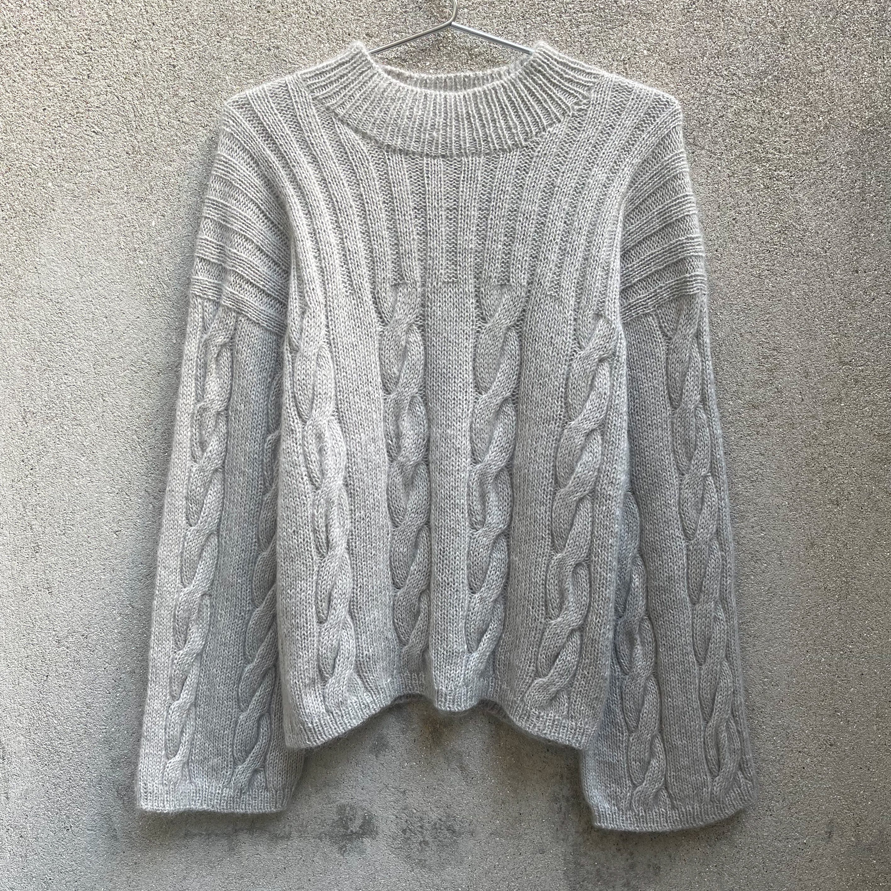 Cobra Sweater