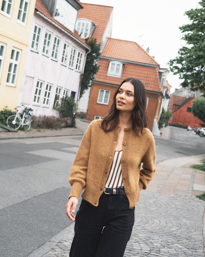Johanne Cardigan