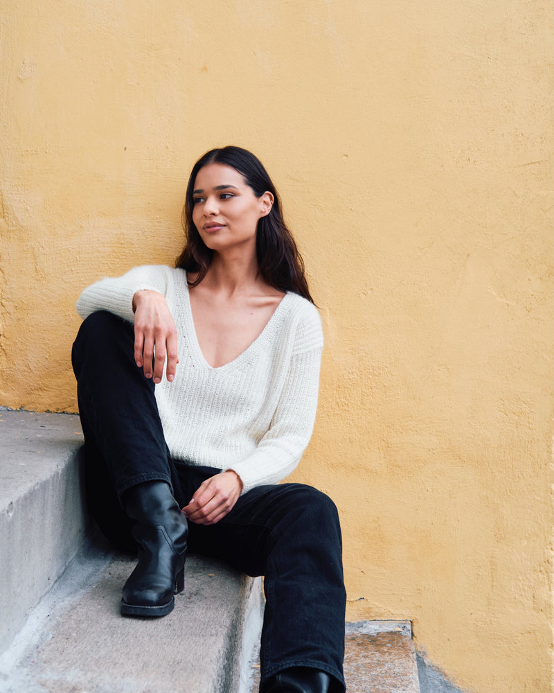 Deep Valley Sweater