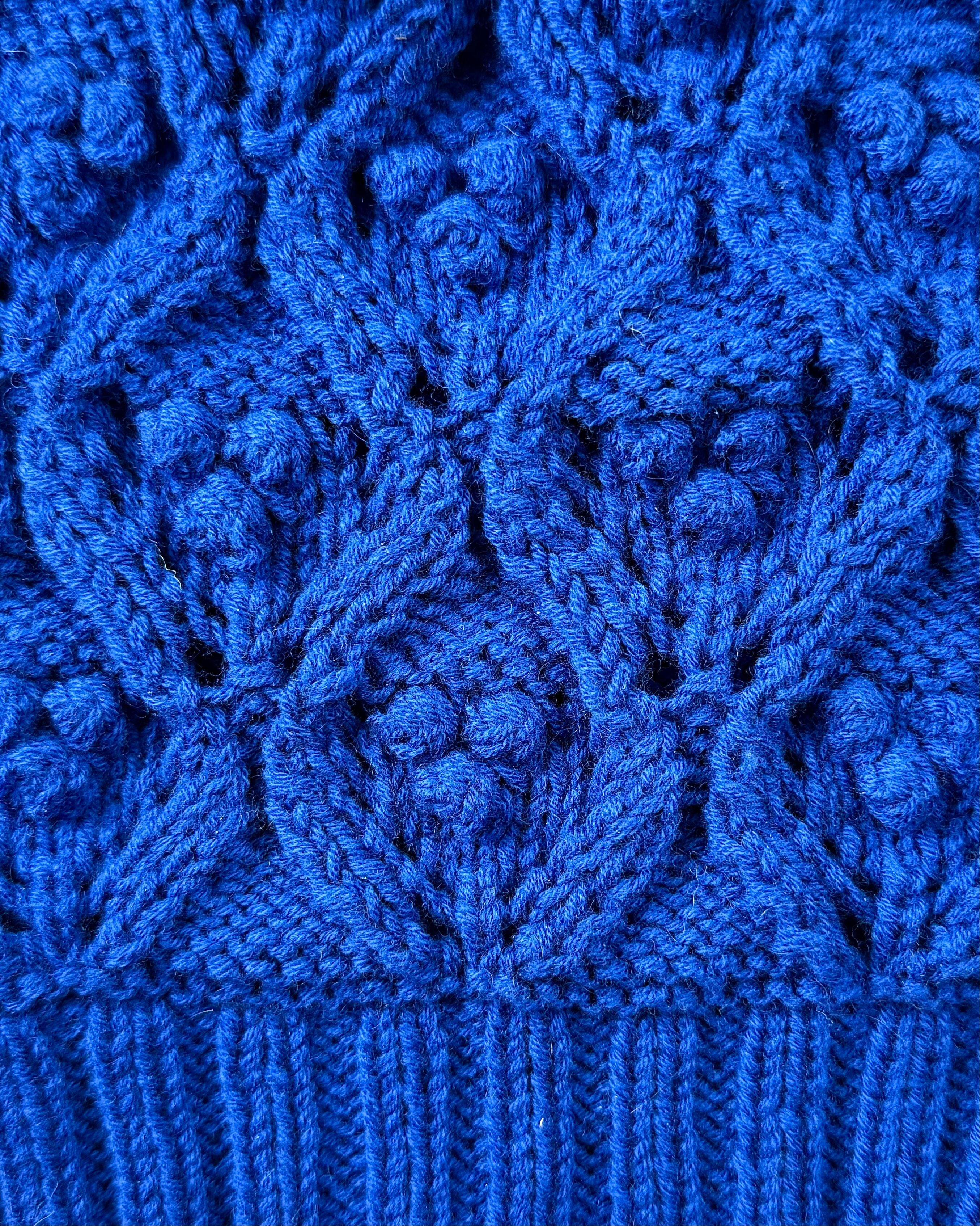Chunky Lace Beanie - English