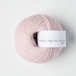 Knitting for Olive Merino - Strawberry Milkshake