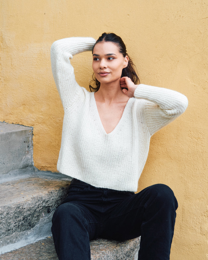Deep Valley Sweater
