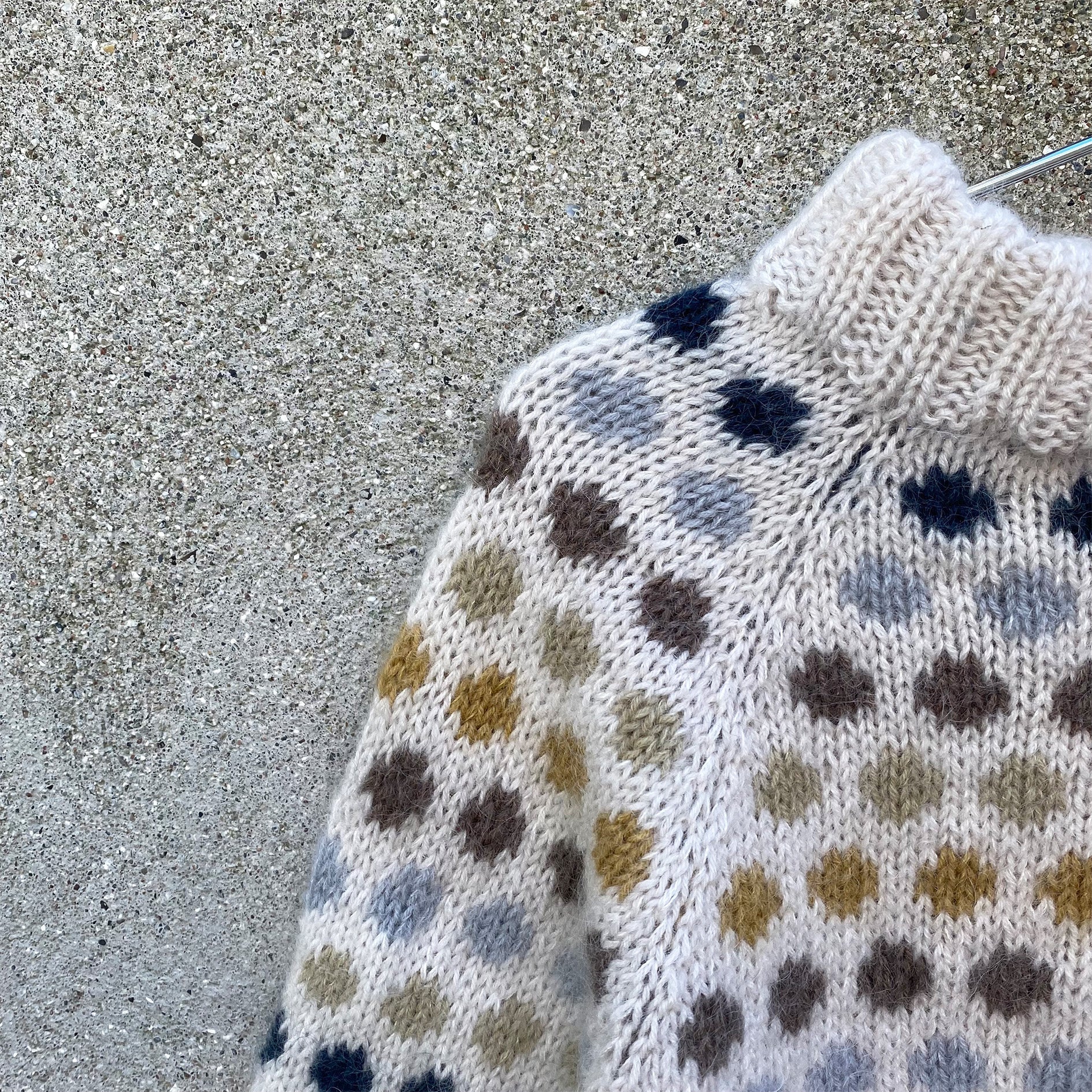 Dot Sweater<br>