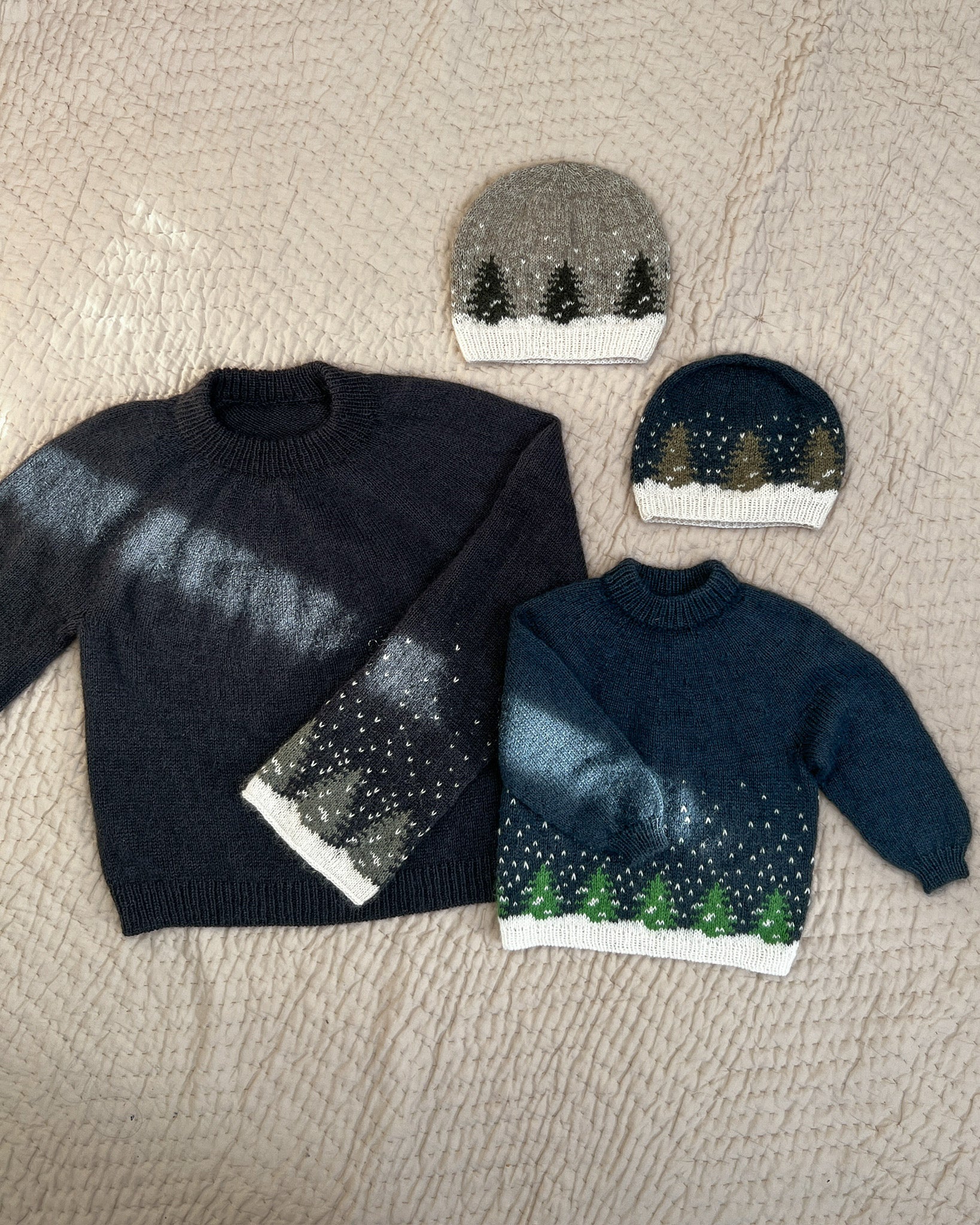 Snow Sweater - Barn