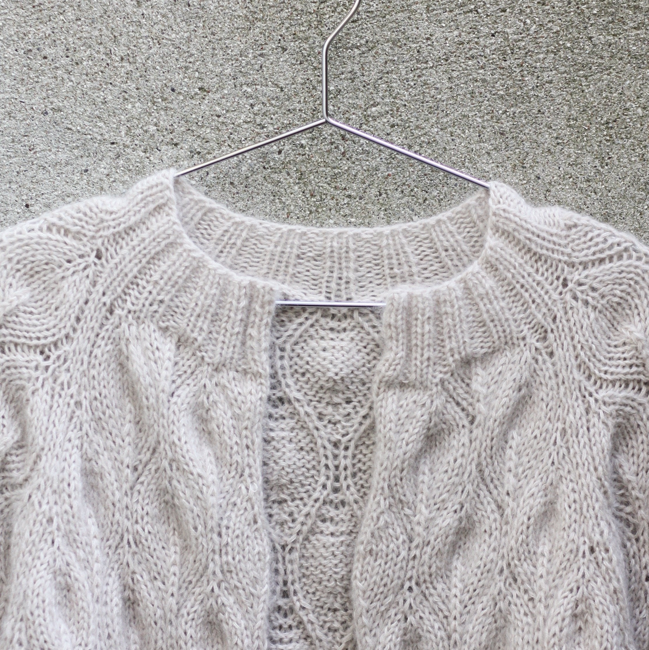 Olivenfarget cardigan