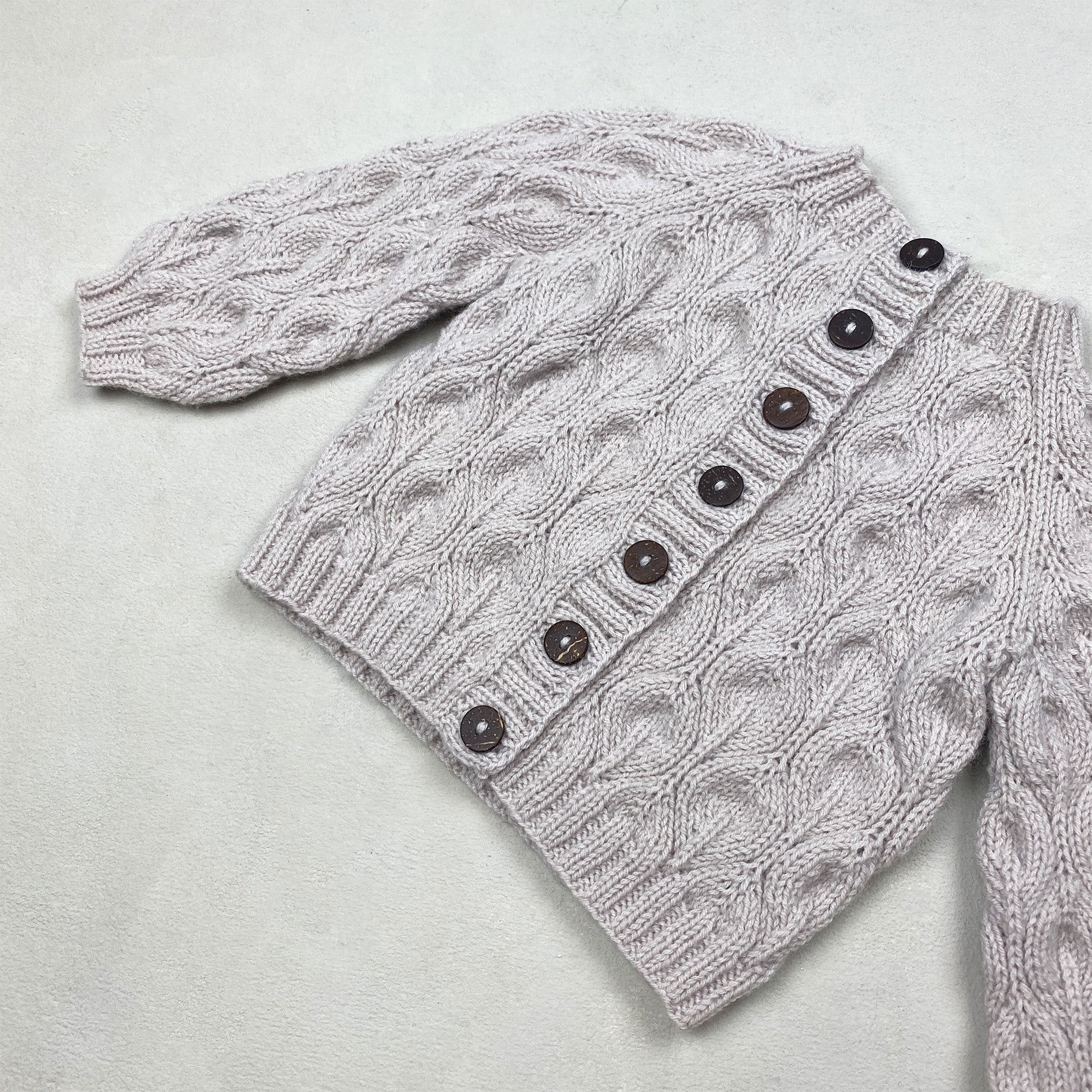 Olivenfarget cardigan