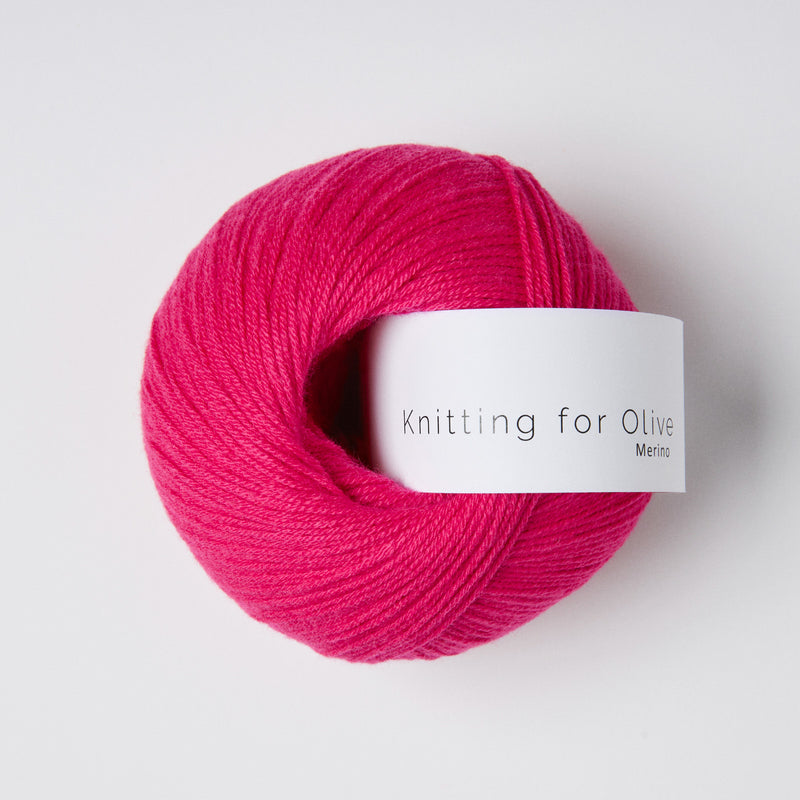 Knitting for Olive Merino - Pink Daisies